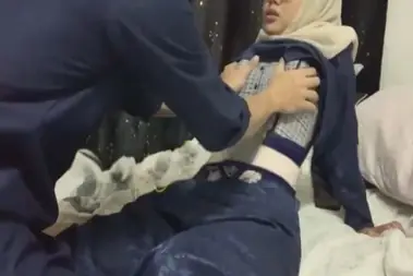 Bokep Jilbab Selingkuh Tetangga, CCTV yang Tidak Dimatikan Merekam Segalanya poster
